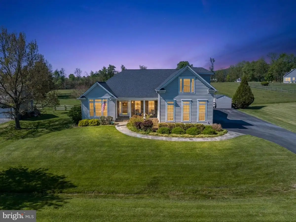 35987 Birch Hollow Ln, Hillsboro, VA 20132 - #1