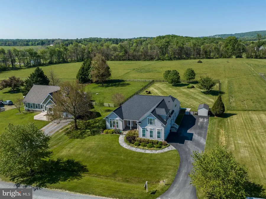 35987 Birch Hollow Ln, Hillsboro, VA 20132 - #2