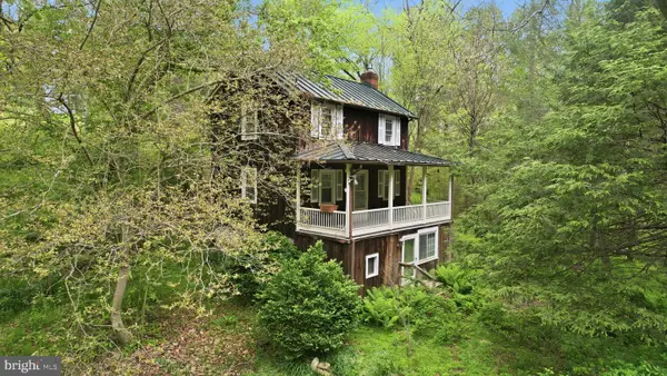 40107 Quarter Branch Rd, LOVETTSVILLE, VA 20180