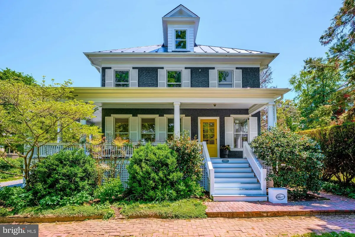 15520 Second St, Waterford, VA 20197 - #1