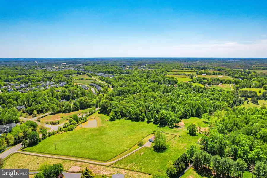 40297 Braddock Rd, Aldie, VA 20105 - #2