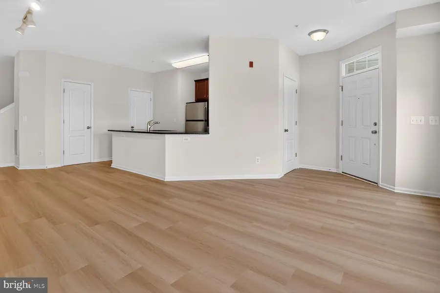 24690 Byrne Meadow Sq, Aldie, VA 20105 - #3