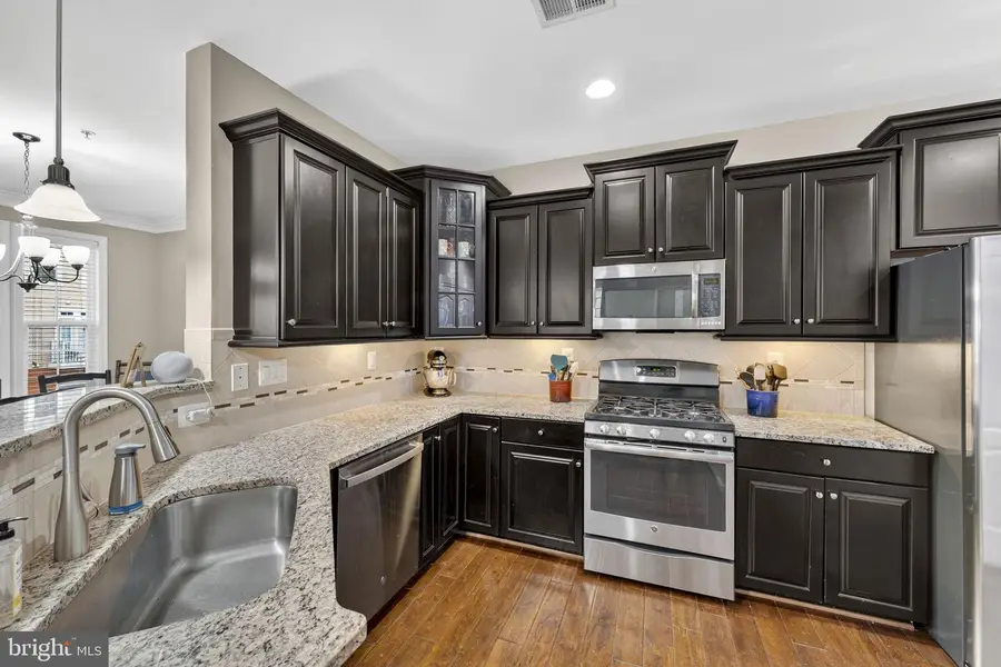 42558 Sunset Ridge Sq, Ashburn, VA 20148 - #2