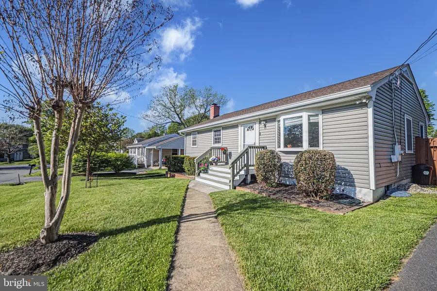 131 S 26th St, Purcellville, VA 20132 - #2