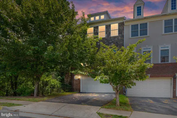 20344 Center Brook Sq, STERLING, VA 20165