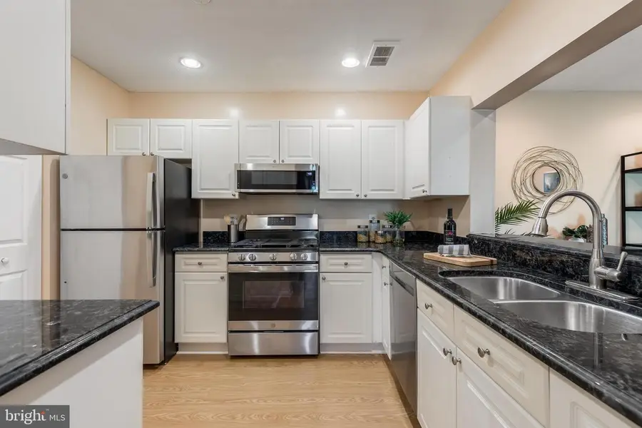 20313 Beechwood Ter #102, Ashburn, VA 20147 - #3