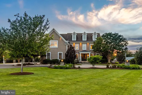 25301 Poland Rd, CHANTILLY, VA 20152
