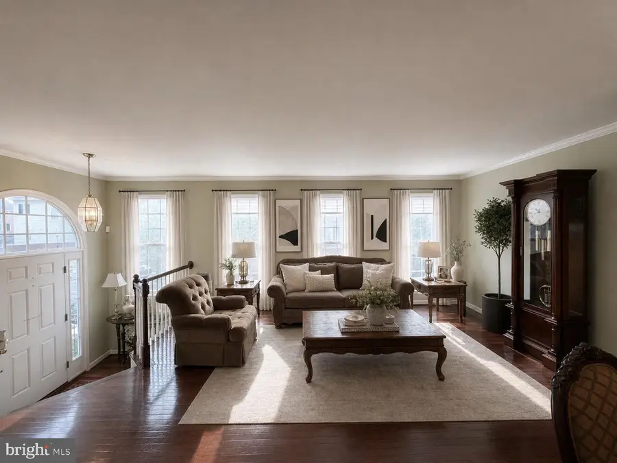 42716 Rolling Rock Sq, Chantilly, VA 20152 - #3