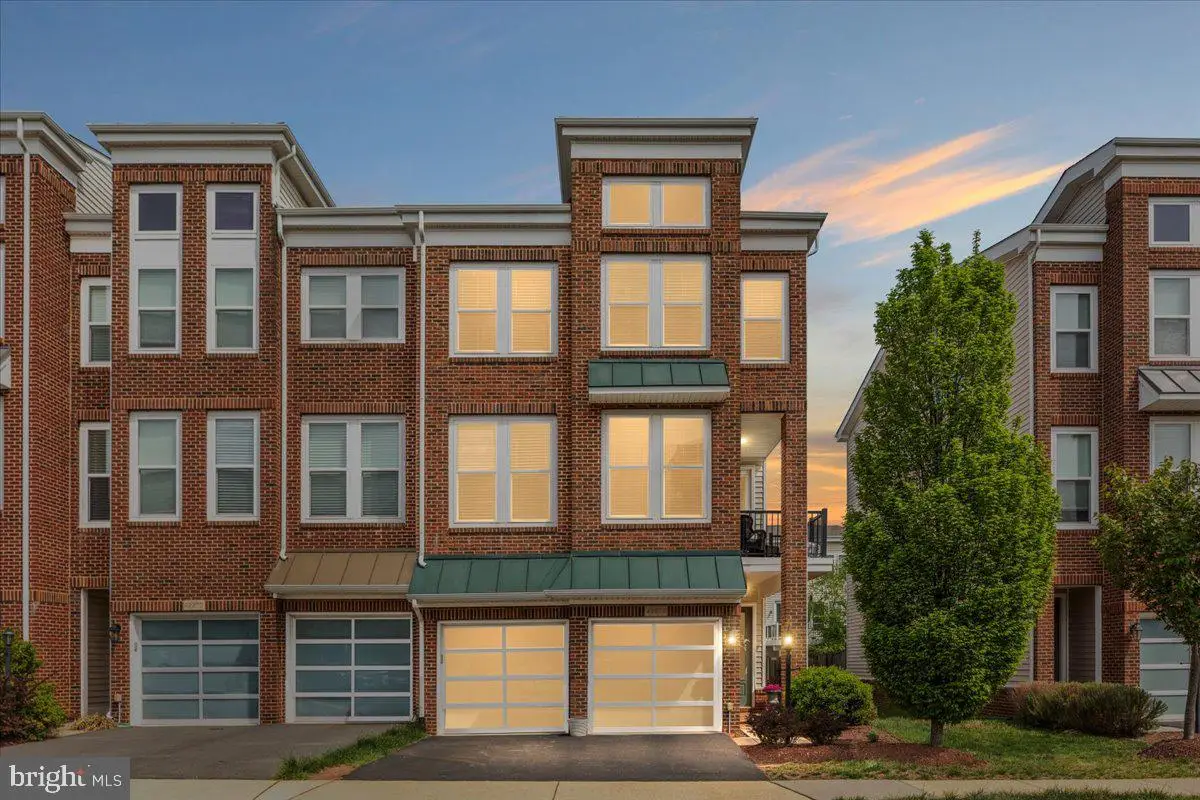 42272 Knotty Oak Ter, Brambleton, VA 20148 - #1