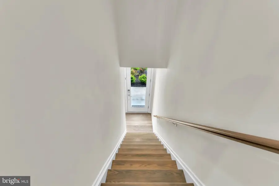 23575 Hopewell Manor Ter, Ashburn, VA 20148 - #3