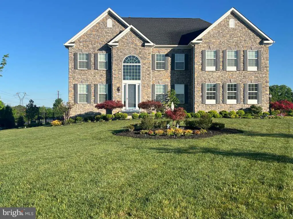 26859 Crusher Dr, Chantilly, VA 20152 - #1