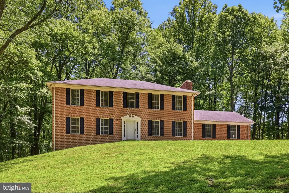 14424 Dove Ln, Leesburg, VA 20176 - #1