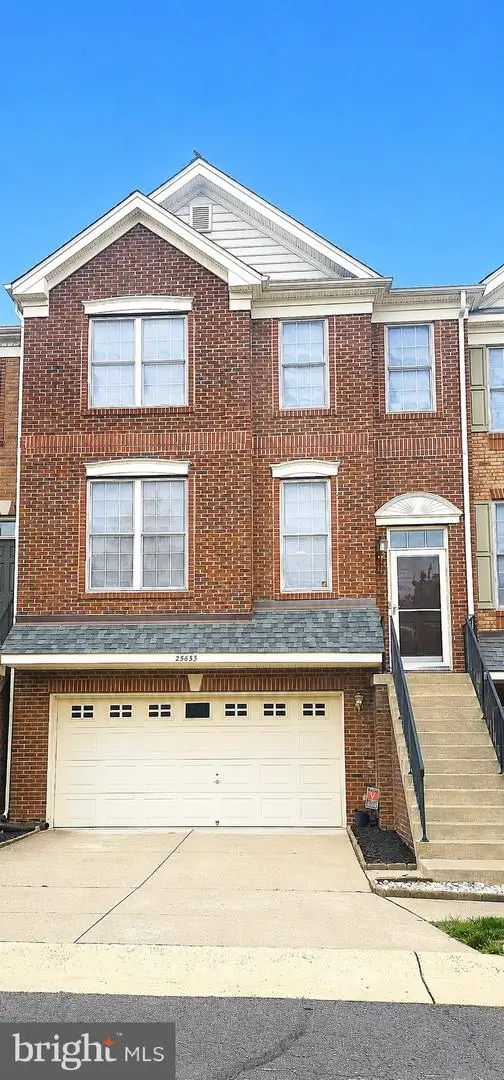 25633 Anthem Ter, CHANTILLY, VA 20152