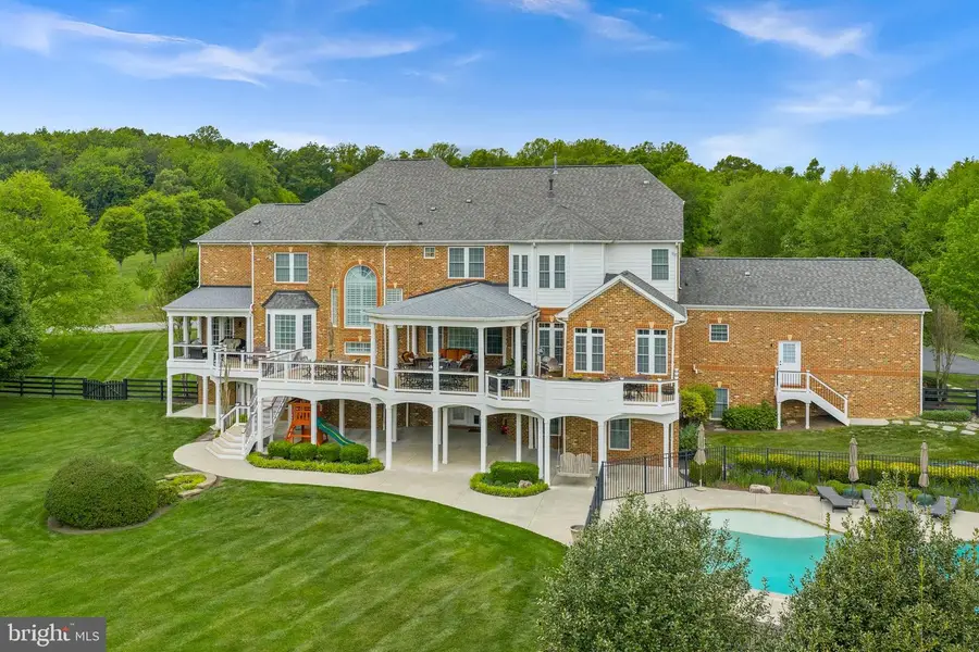 20319 Tanager Pl, Leesburg, VA 20175 - #3