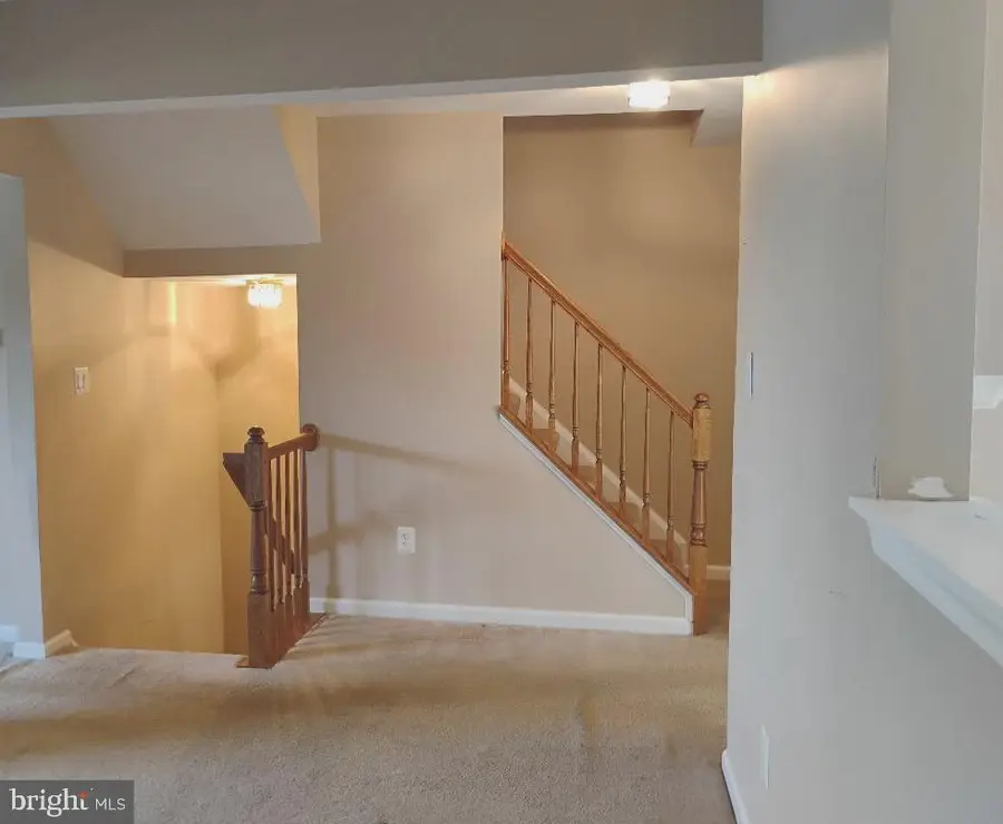 818 Vanderbilt Ter Se, Leesburg, VA 20175 - #2