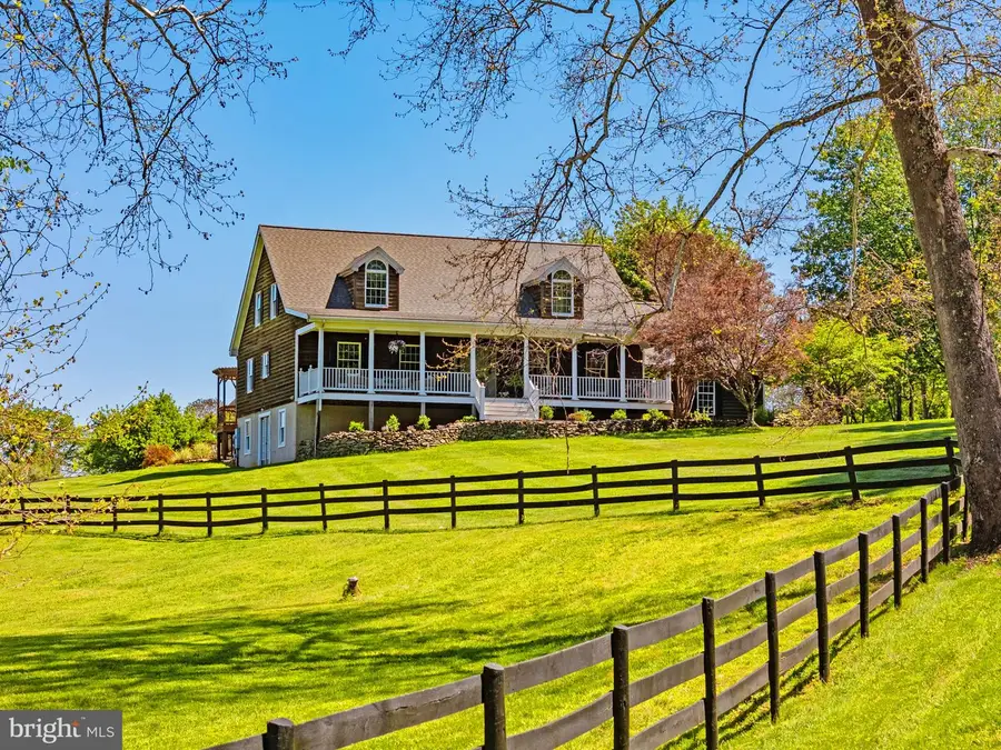 18660 And 18654 Airmont Rd, Purcellville, VA 20132 - #3