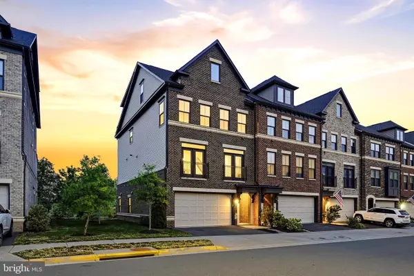 22272 Cornerstone Crossing Ter, ASHBURN, VA 20148