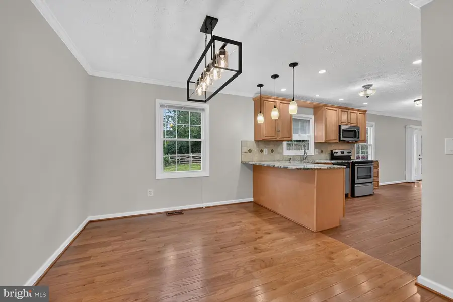 128 Briarwood Ct, Sterling, VA 20164 - #3