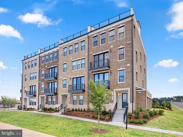 42632 Darala Dr, ASHBURN, VA 20147