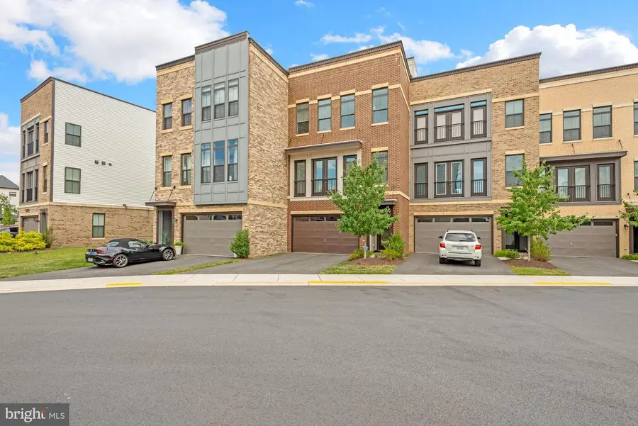 23094 Sullivans Cove Sq, Brambleton, VA 20148 - #3