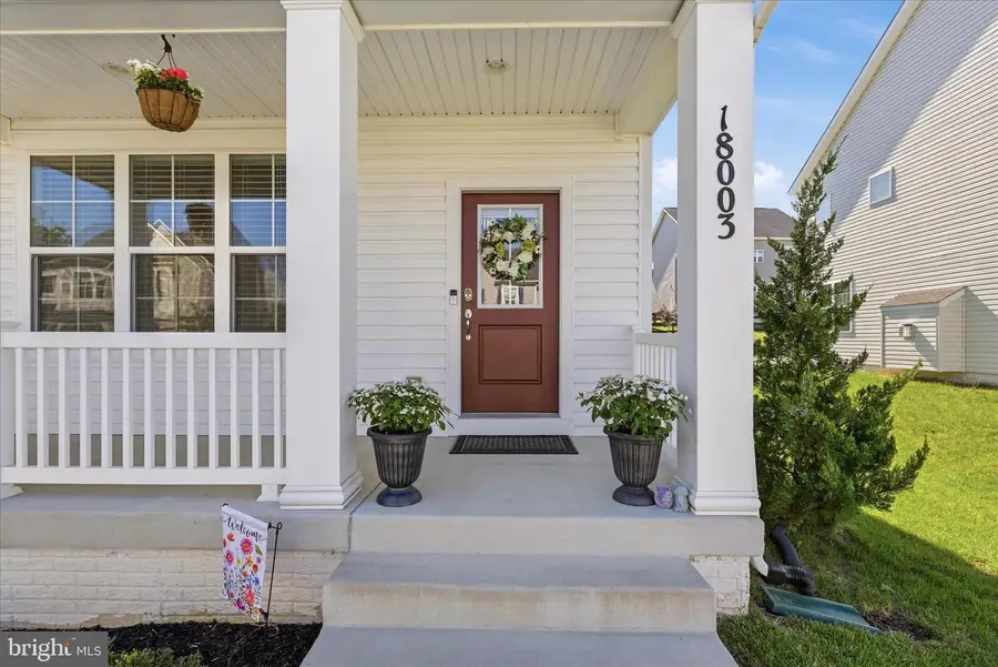 18003 Lake Front Cir, Round Hill, VA 20141 - #2
