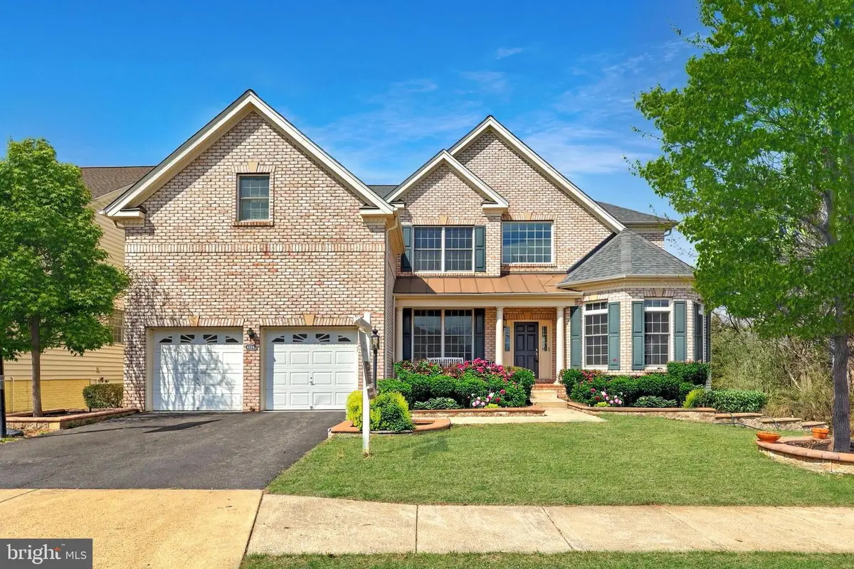 43341 Barnstead Dr, Ashburn, VA 20148 - #1