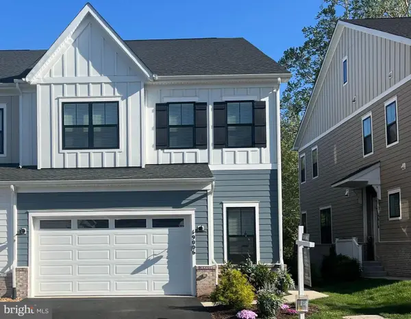 19006 Coral Reef Sq, LEESBURG, VA 20176