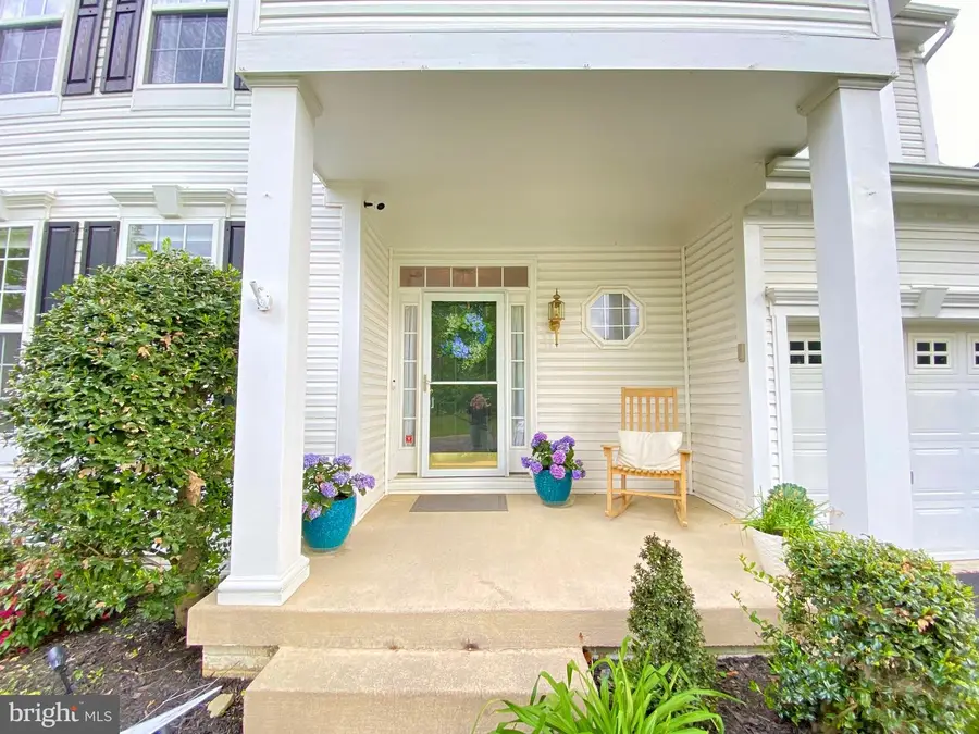 35551 Sarasota St, Round Hill, VA 20141 - #2
