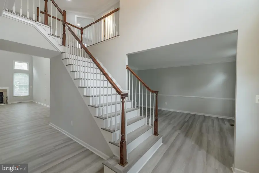 22829 Queensbridge Dr, Ashburn, VA 20148 - #2