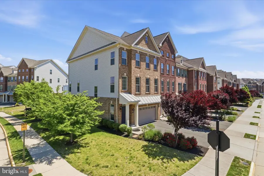 23755 Hopewell Manor Ter, Ashburn, VA 20148 - #3