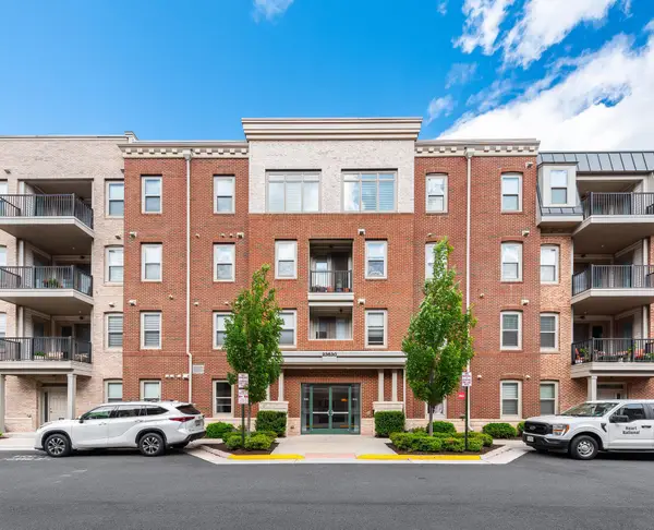 23630 Havelock Walk Ter #200, ASHBURN, VA 20148