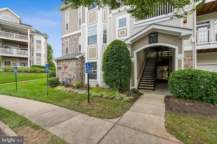 504 Sunset View Ter Se #301, Leesburg, VA 20175 - #3