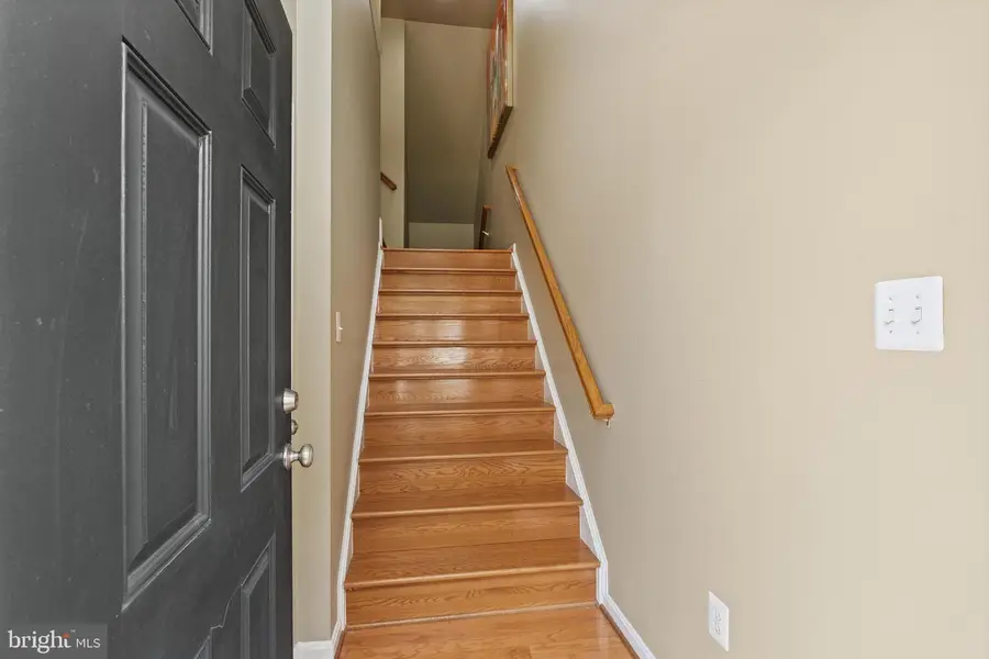 18495 Sierra Springs Sq, Leesburg, VA 20176 - #2