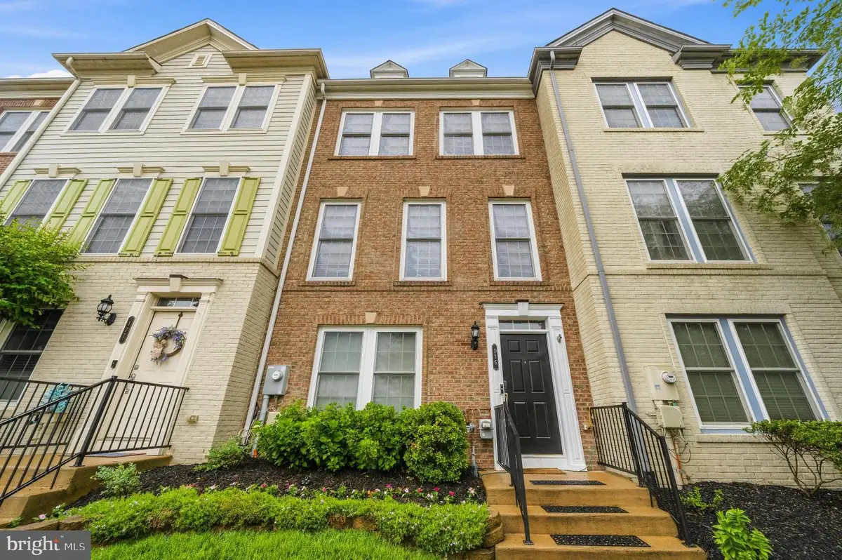 175 Great Laurel Sq Se, Leesburg, VA 20175 - #1