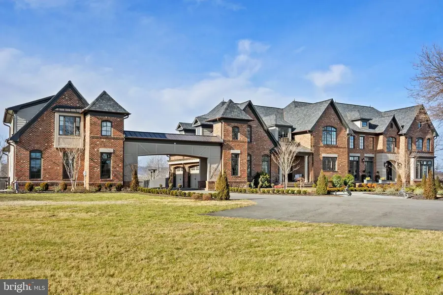 21051 St Louis Rd, Middleburg, VA 20117 - #2