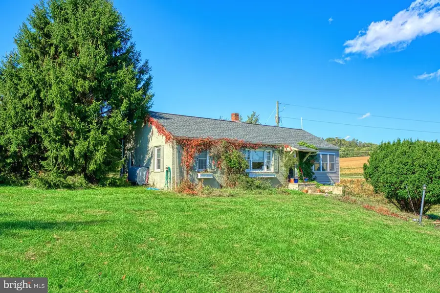 35339 Appalachian Trail Rd, Round Hill, VA 20141 - #2