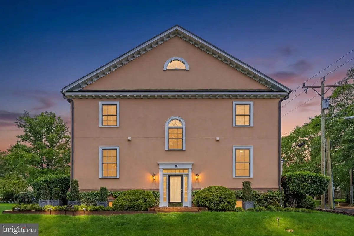 12 Orange Dr, Middleburg, VA 20117 - #1