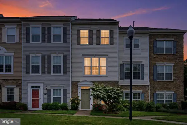 21845 Jarvis Sq, ASHBURN, VA 20147