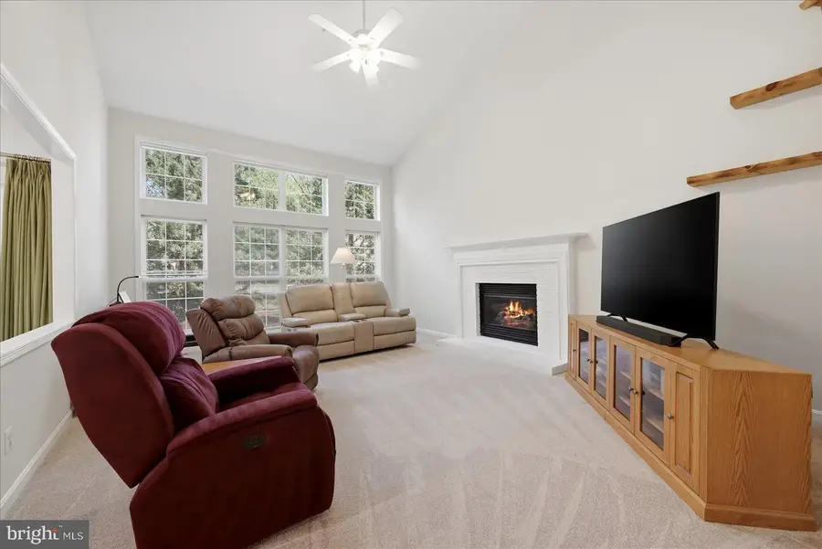 43232 Golf View Dr, Chantilly, VA 20152 - #3