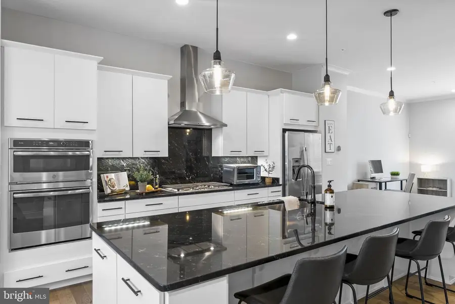 42464 Mildred Landing Sq, Ashburn, VA 20148 - #3