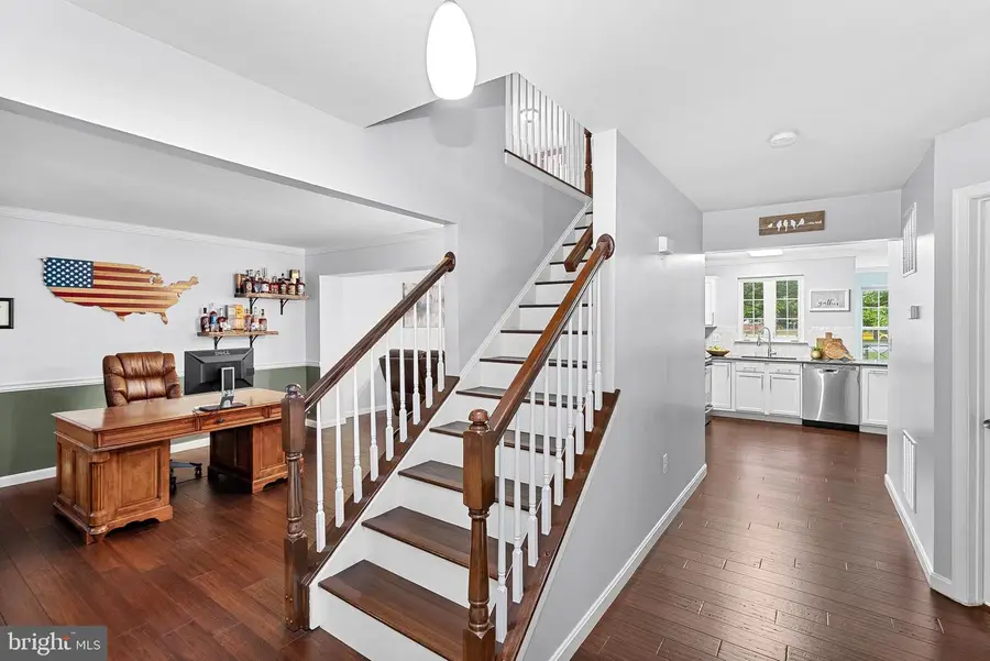 17180 Magic Mountain Dr, Round Hill, VA 20141 - #2