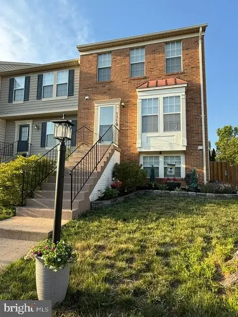 43962 Minthill Ter, Ashburn, VA 20147 - #1