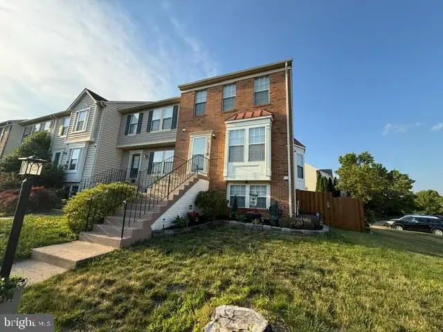 43962 Minthill Ter, Ashburn, VA 20147 - #2