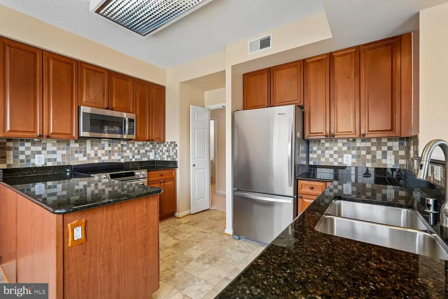 19355 Cypress Ridge Ter #206, Leesburg, VA 20176 - #3