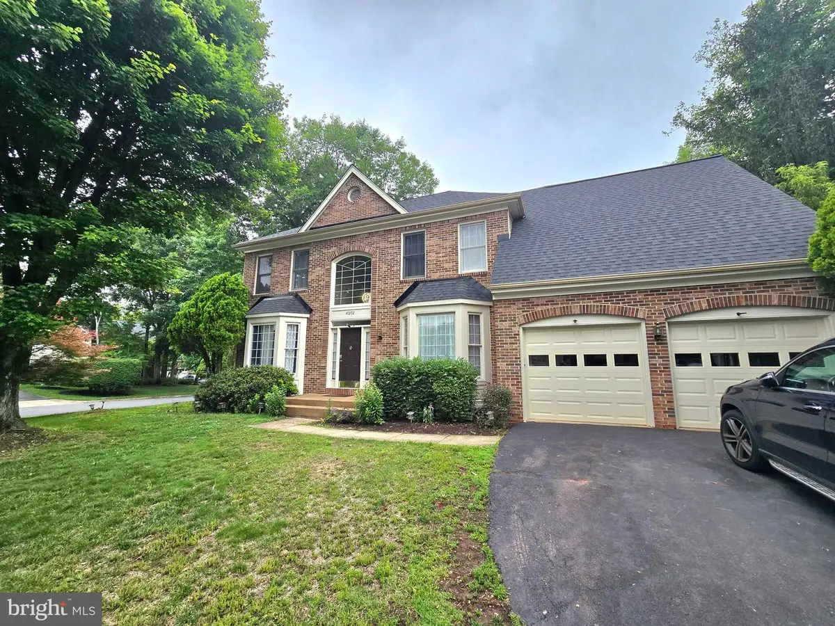 47202 Redbark Pl, Sterling, VA 20165 - #1
