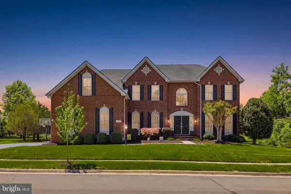 25785 Flyaway, CHANTILLY, VA 20152