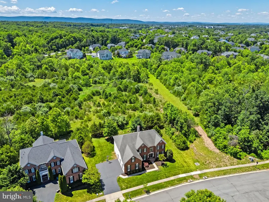 25785 Flyaway, Chantilly, VA 20152 - #2