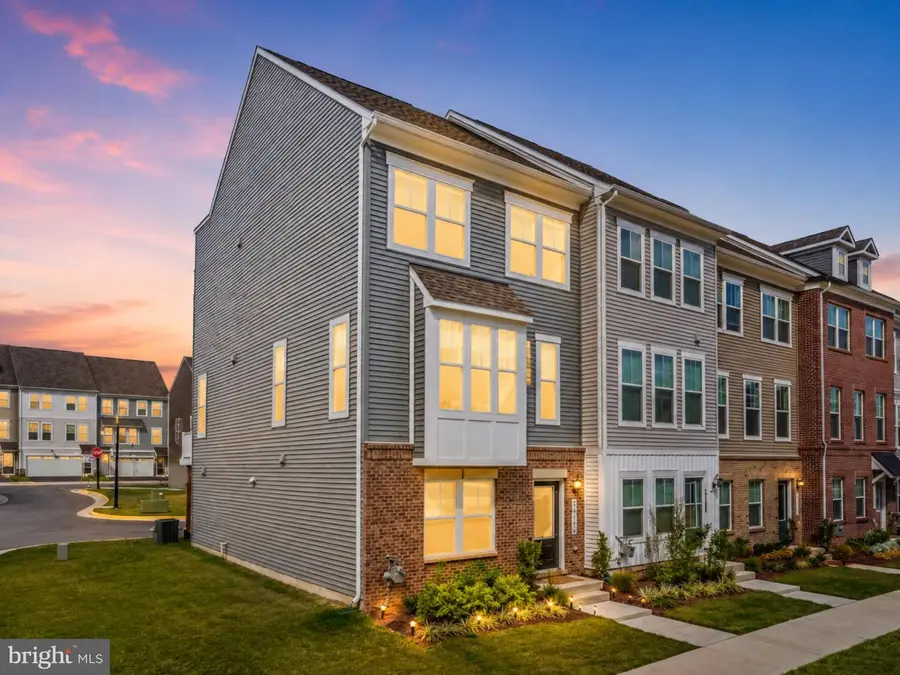 24190 Kilbride Ter, Sterling, VA 20166 - #2
