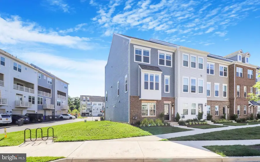 24190 Kilbride Ter, Sterling, VA 20166 - #3