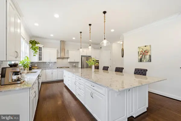 23817 Weathervane Pl, ASHBURN, VA 20148